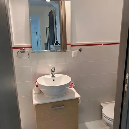 Apartmán Small Budjet Deluxe Down Town *